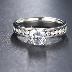 Stainless Silver Ring Sz 7